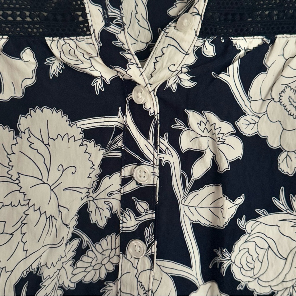 Time and Tru Women's XXXL Navy Floral Lace Yoke Shirt Long Sleeve Blouse NWT - Picture 9 of 11